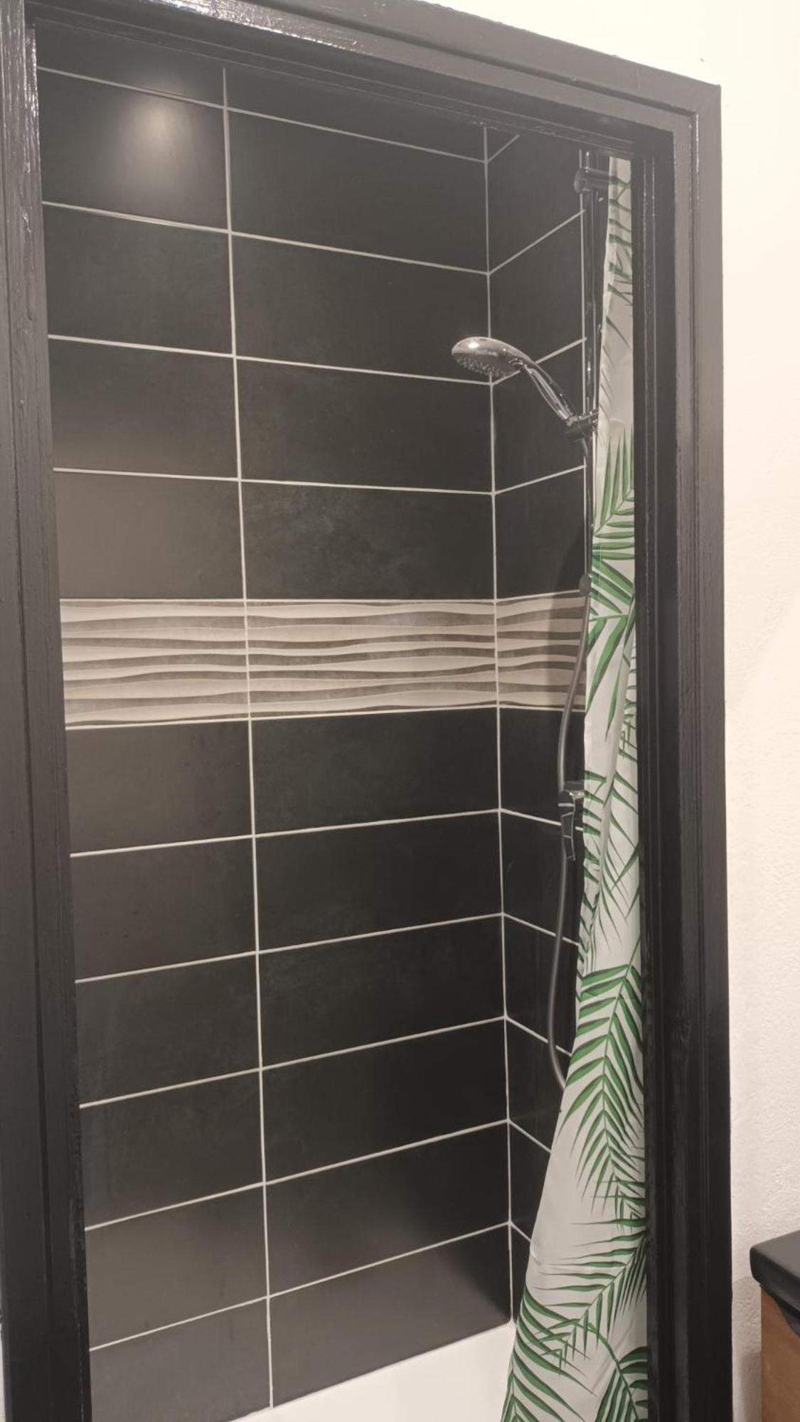 Appartement T1 Proche De Vulcania Pontaumur Exteriér fotografie